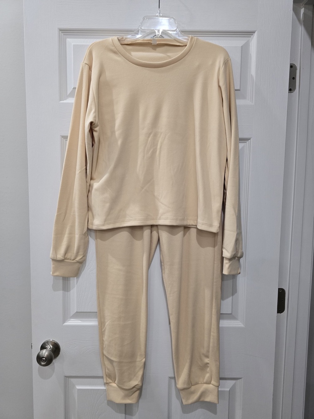 Women’s Cream Long Sleeve Pajama Set Size L